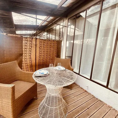 Chez Babou D'artistes Avec Piscine, Parking Lägenhet Nîmes